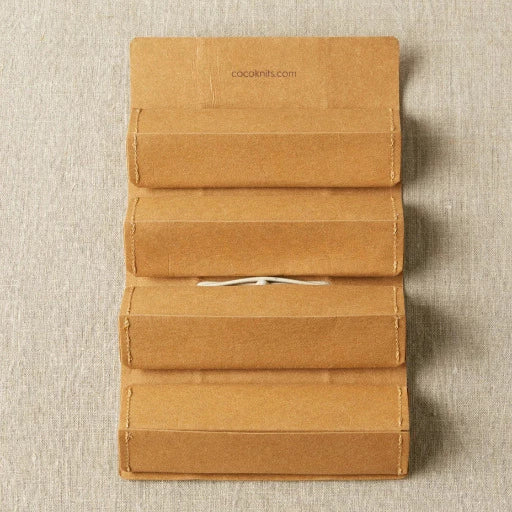 Étui à roulettes pour accessoires Cocoknits. artisanat de couleur