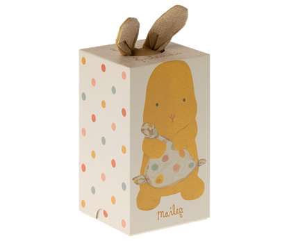 Conilleta amb dudu i música Maileg 