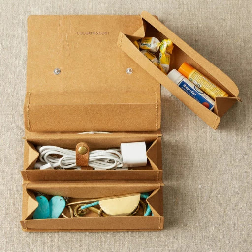 Étui à roulettes pour accessoires Cocoknits. artisanat de couleur