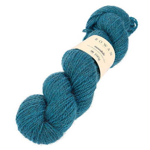 madeja de lana azul verdoso